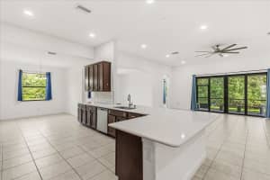 3918 GAVIOTA DRIVE, SUN CITY CENTER, FL 33573 - MLS#MFRO6371667