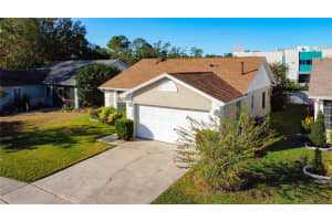 315 INDIAN POINT CIRCLE, KISSIMMEE, FL 34746 - MLS#MFRO6371714