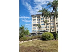 8950 PARK BOULEVARD, SEMINOLE, FL 33777 - MLS#MFRO6371720