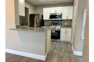 1025 S HIAWASSEE ROAD, ORLANDO, FL 32835 - MLS#MFRO6371851