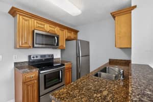 727 SUGAR BAY WAY, LAKE MARY, FL 32746 - MLS#MFRO6371875