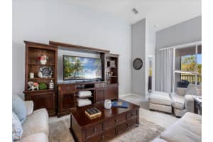 8341 BELLA TIERRA COURT, DAVENPORT, FL 33896 - MLS#MFRO6371957