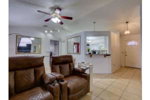 698 COLCHESTER AVENUE, DELTONA, FL 32738 - MLS#MFRO6371999