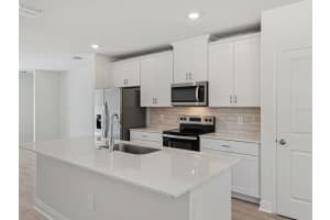 831 SUNSHOWER DRIVE, LADY LAKE, FL 32159 - MLS#MFRO6372018