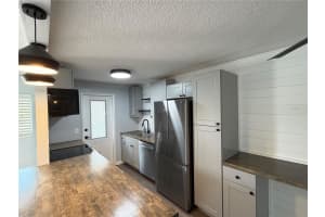 320 LAKEVIEW STREET, ORLANDO, FL 32804 - MLS#MFRO6372033