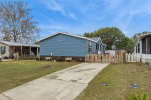 4 CAYMAN CIRCLE, UMATILLA, FL 32784 - MLS#MFRO6372057