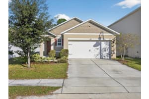 209 Gina Ln, DAVENPORT