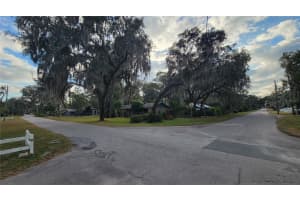 1412 CR 482N, LAKE PANASOFFKEE, FL 33538 - MLS#MFRO6372143