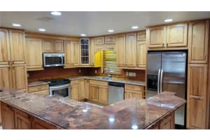 1412 CR 482N, LAKE PANASOFFKEE, FL 33538 - MLS#MFRO6372143