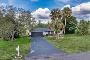 1250 INDIAN ROCK COURT, DELTONA, FL 32725 - MLS#MFRO6372175