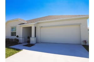 423 Taft Dr Davenport, FL 33837 - Off Market