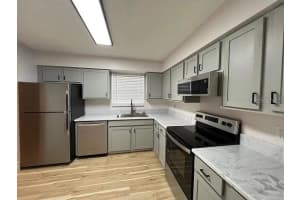 200 SAINT ANDREWS BOULEVARD, WINTER PARK, FL 32792 - MLS#MFRO6372204