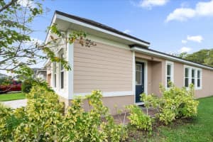 2444 VARENNA LOOP, KISSIMMEE, FL 34741 - MLS#MFRO6372247