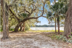 536 SIR ARTHUR COURT, APOPKA, FL 32712 Sold 03/03/26