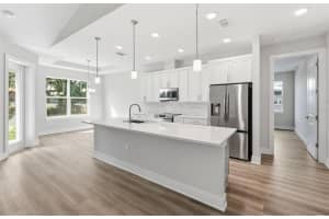 1516 SAWYERWOOD AVENUE, ORLANDO, FL 32809 - MLS#MFRO6372355