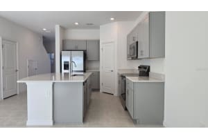 2220 PORTRAIT STREET, KISSIMMEE, FL 34758 - MLS#MFRO6372376