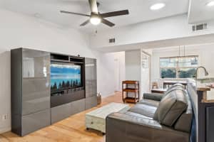 9825 LAKE GEORGIA DRIVE, ORLANDO, FL 32817 - MLS#MFRO6372598