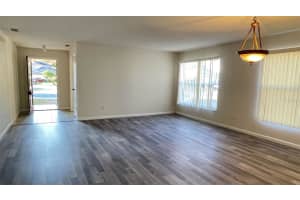 1365 EPSON OAKS WAY, ORLANDO, FL 32837 - MLS#MFRO6372613