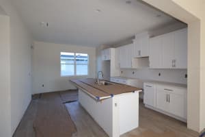 5204 CENTER LAKE RANCH BOULEVARD, ST CLOUD, FL 34771 - MLS#MFRO6372647