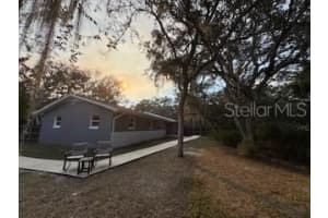 176 Lake Eva Dr, CHULUOTA