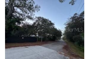 176 LAKE EVA DRIVE, CHULUOTA, FL 32766 - MLS#MFRO6372811