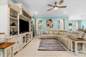 672 VENICE PLACE, SANFORD, FL 32771 - MLS#MFRO6372908