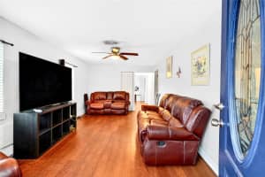 8917 WILLOW AVENUE, TAMPA, FL 33604 - MLS#MFRO6372960