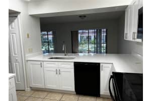 8224 BREEZE COVE LANE, ORLANDO, FL 32819 - MLS#MFRO6372984