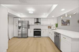 1055 KENSINGTON PARK DRIVE, ALTAMONTE SPRINGS, FL 32714 - MLS#MFRO6373016