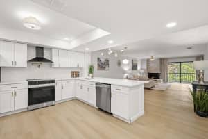 1055 KENSINGTON PARK DRIVE, ALTAMONTE SPRINGS, FL 32714 - MLS#MFRO6373016