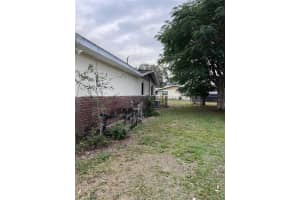 2431 LAKEVIEW DRIVE, MELBOURNE, FL 32935 - MLS#MFRO6373050