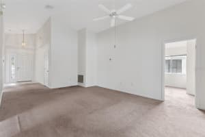 431 HILLCREST DRIVE, DAVENPORT, FL 33897 - MLS#MFRO6373064