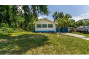 912 E CAROLINA AVE, DELAND, FL 32724 - MLS#MFRO6373096