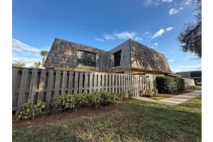 921 Royal Oak Blvd, LEESBURG