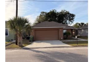 1911 Brown St Ne, WINTER HAVEN