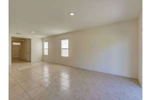 2501 RIBBON FALL AVENUE, DAVENPORT, FL 33837 - MLS#MFRO6373211