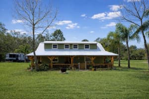 445 S STATE ROAD 415, OSTEEN, FL 32764 - MLS#MFRO6373233