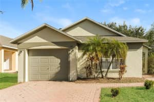 1107 Mariner Cay Dr, HAINES CITY