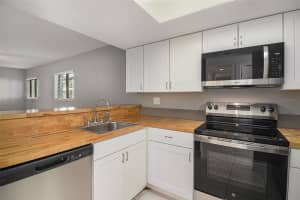 425 CATAMARAN DRIVE, MERRITT ISLAND, FL 32952 - MLS#MFRO6373377