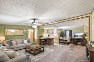 MLS# MFRO6373385, Groveland, Florida 34736