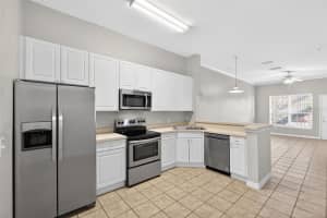 141 RESERVE CIRCLE, OVIEDO, FL 32765 - MLS#MFRO6373441