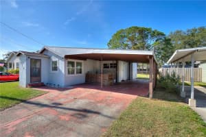 210 FLORIDA DRIVE, AUBURNDALE, FL 33823 - MLS#MFRO6373486