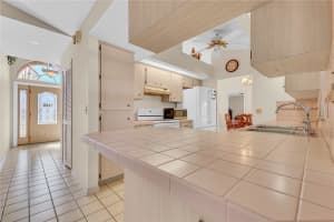 508 BROKENSHIRE DRIVE, DEBARY, FL 32713 - MLS#MFRO6373522