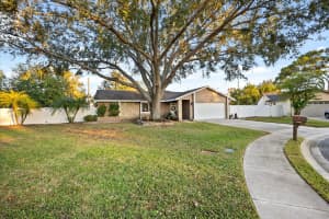 2300 STEPPING STONE COURT, ORLANDO, FL 32837 - MLS#MFRO6373576