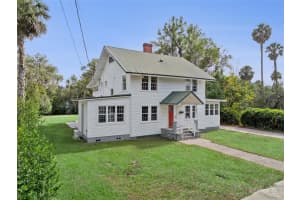 431 SANS SOUCI AVENUE, DELAND, FL 32720 - MLS#MFRO6373638