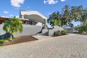 3824 GAINES DRIVE, WINTER HAVEN, FL 33884 - MLS#MFRO6373657