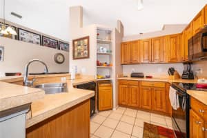 1005 SUGARBERRY TRAIL, OVIEDO, FL 32765 - MLS#MFRO6373697