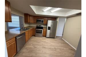 3218 OXFORD DRIVE, BRADENTON, FL 34205 - MLS#MFRO6373753