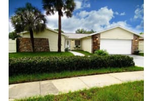 132 SAGEWOOD COURT, APOPKA, FL 32703 - MLS#MFRO6373803