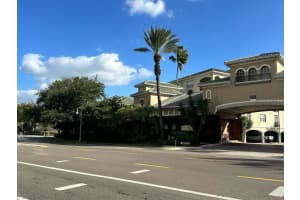 501 KNIGHTS RUN AVENUE, TAMPA, FL 33602 - MLS#MFRO6373805